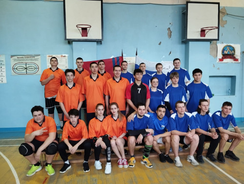 Соревнования по волейболу